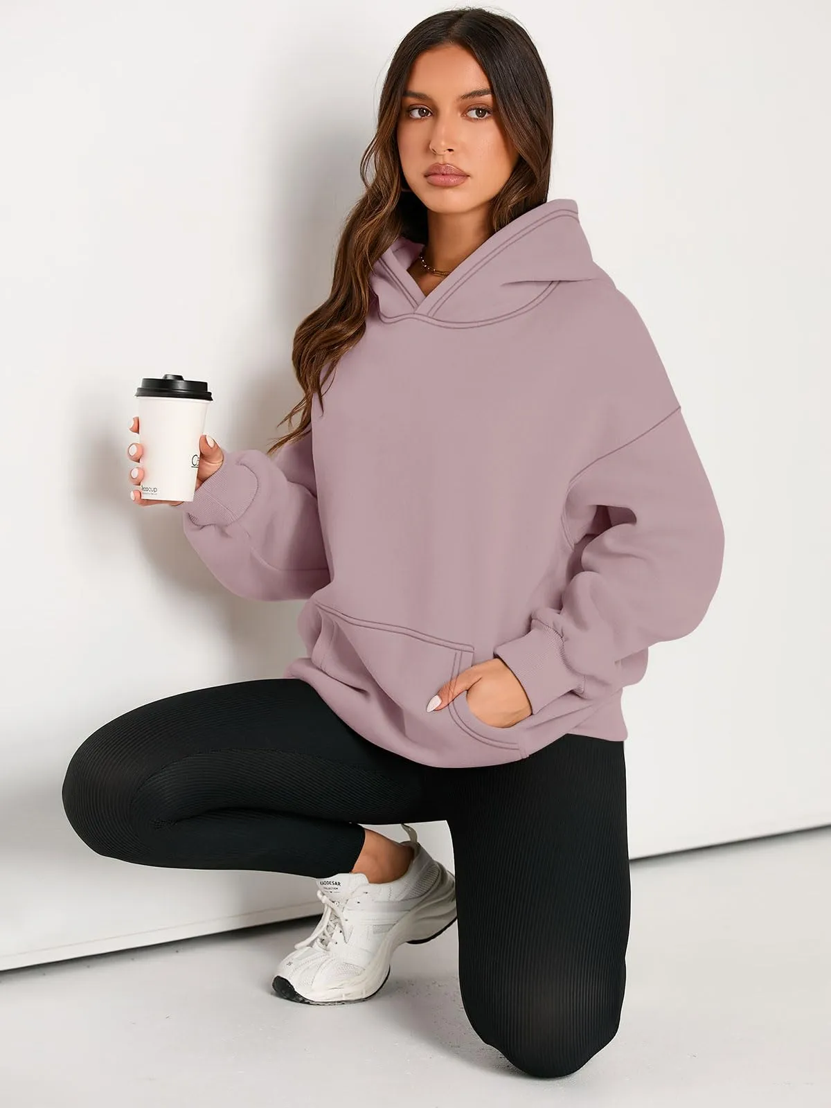 EFAN Women's Hoodies Oversized Sweatshirts Pullover Fleece Sweaters Long Sleeve Winter Fall Outfits Fashion Y2k Clothes