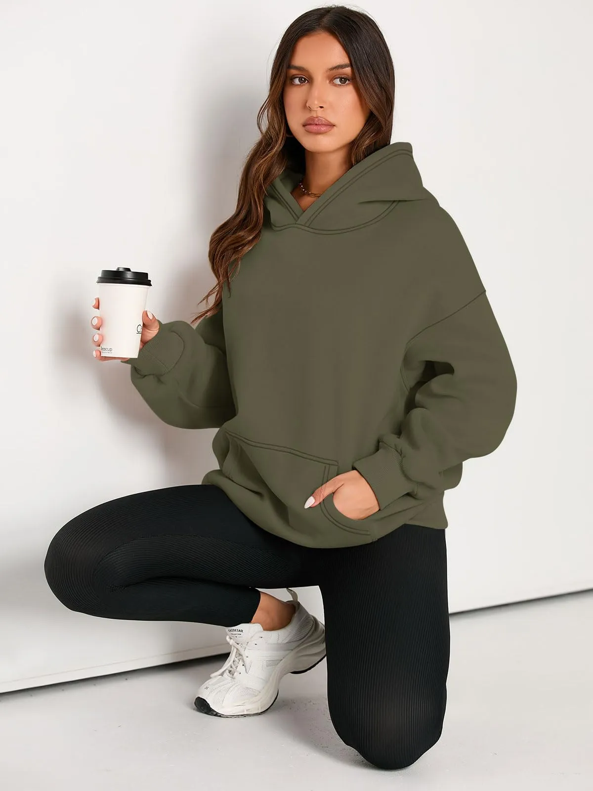 EFAN Women's Hoodies Oversized Sweatshirts Pullover Fleece Sweaters Long Sleeve Winter Fall Outfits Fashion Y2k Clothes