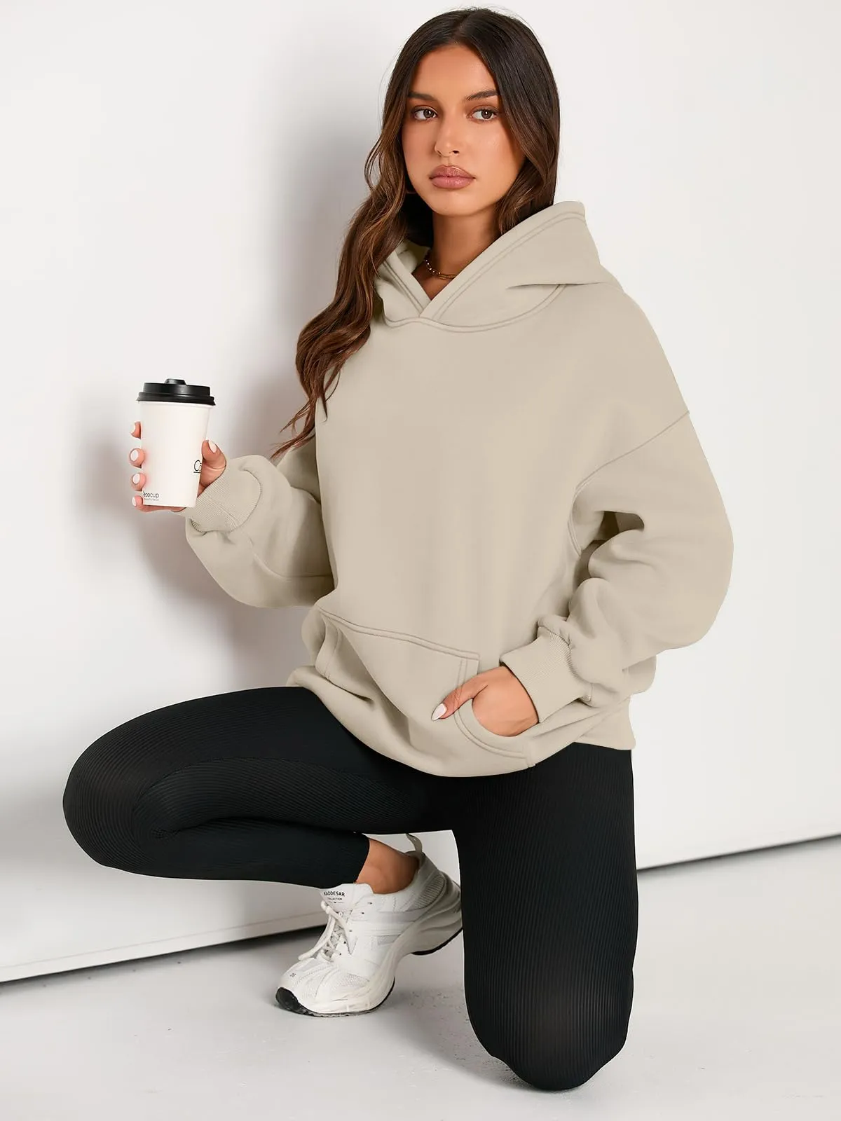 EFAN Women's Hoodies Oversized Sweatshirts Pullover Fleece Sweaters Long Sleeve Winter Fall Outfits Fashion Y2k Clothes