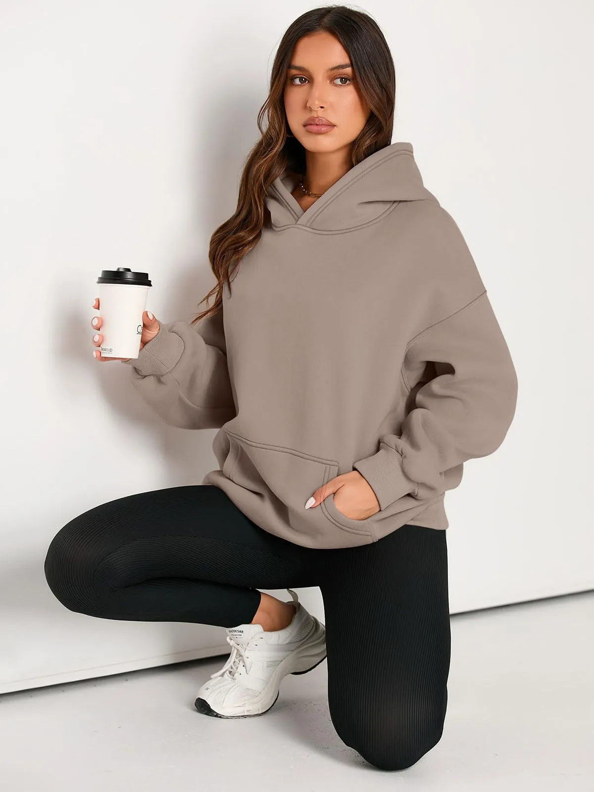 EFAN Women's Hoodies Oversized Sweatshirts Pullover Fleece Sweaters Long Sleeve Winter Fall Outfits Fashion Y2k Clothes