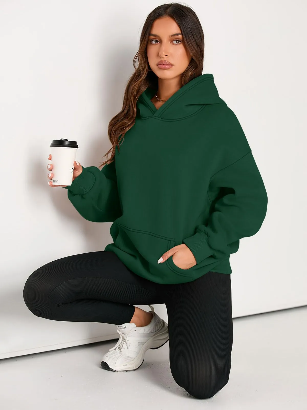 EFAN Women's Hoodies Oversized Sweatshirts Pullover Fleece Sweaters Long Sleeve Winter Fall Outfits Fashion Y2k Clothes