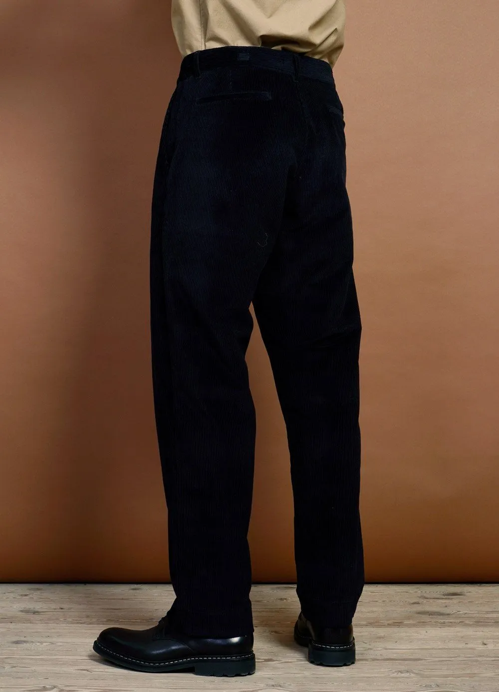 KEN | Wide Cut Trousers | Black