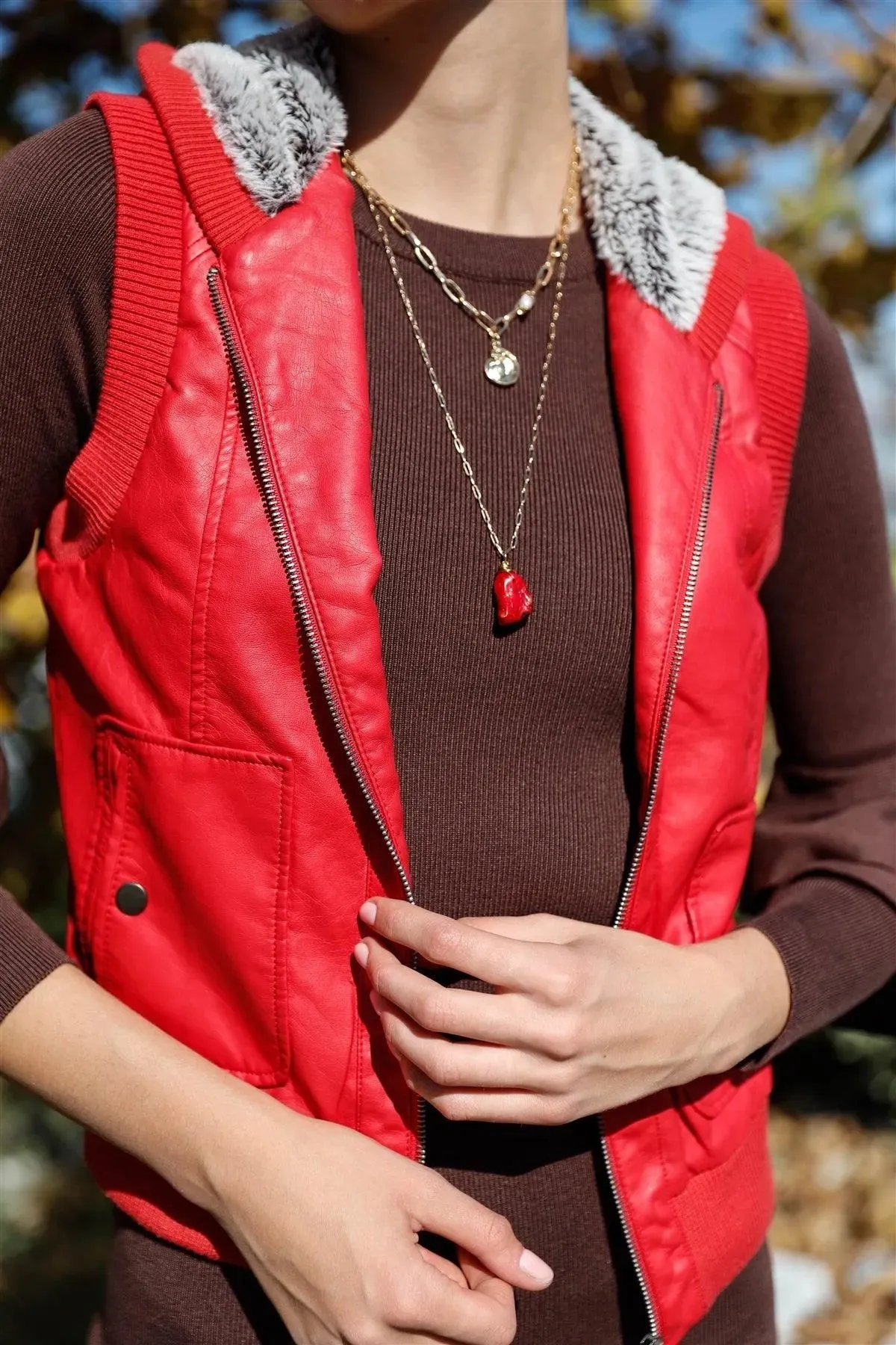 Red Faux Leather Faux Fur Detail Zip-UP Hooded Vest /2-2-2