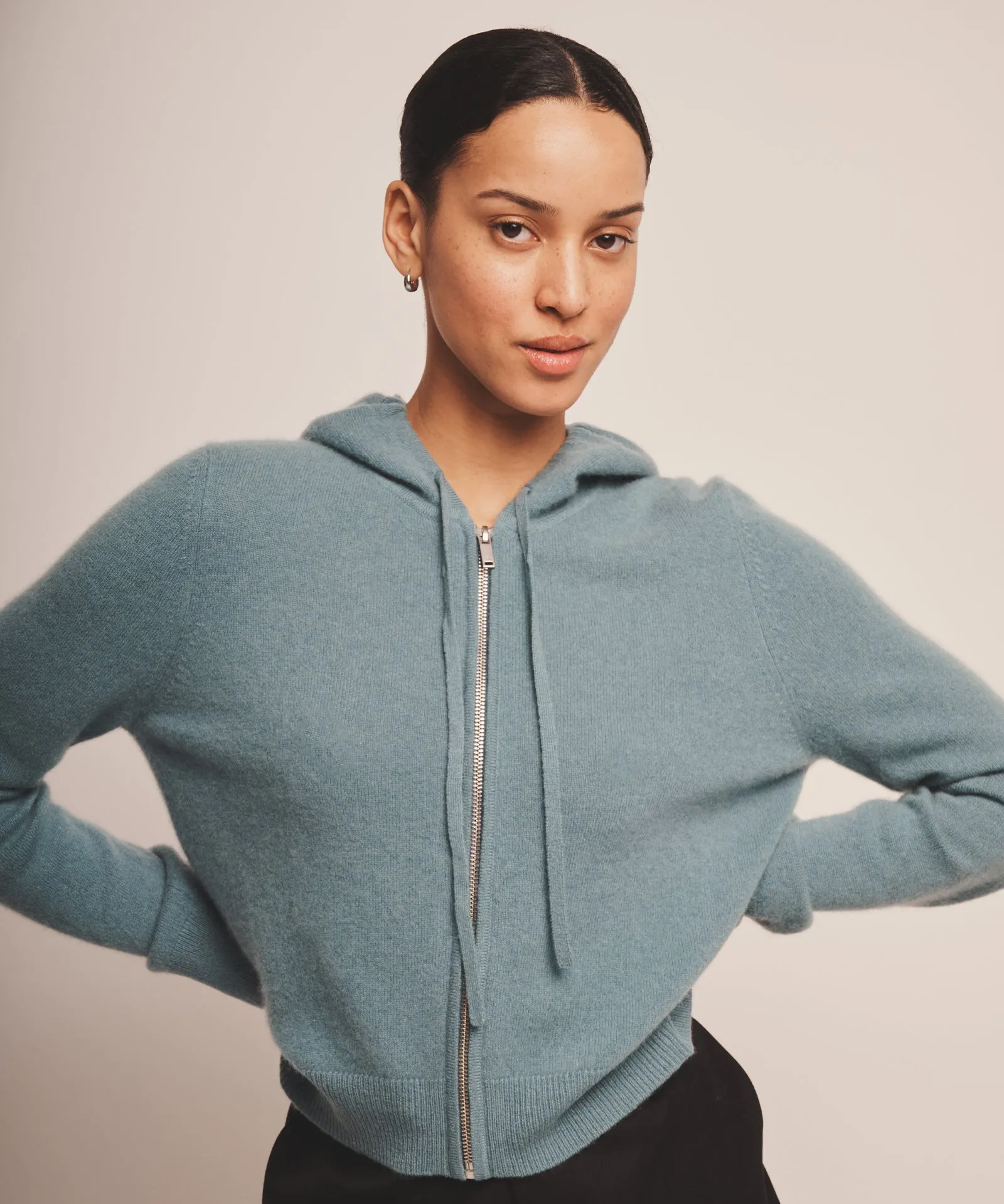 Signature Cashmere Cropped Zip Up Hoodie